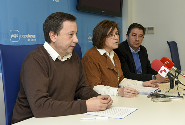 El alcaldable popular pide "levantar las alfombras" en el Ayuntamiento de Soria