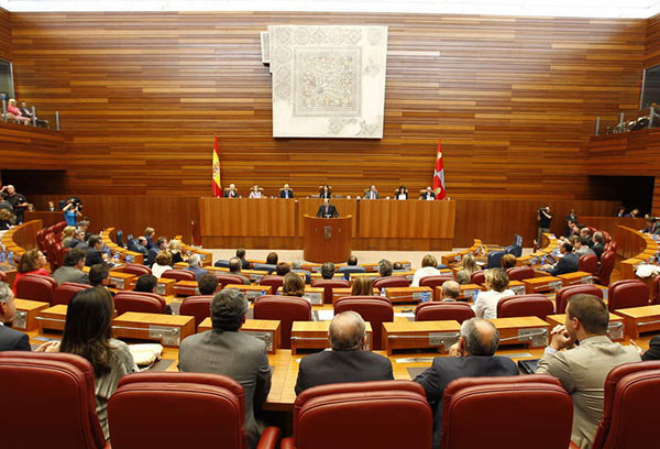 El Partido Castellano denuncia el acuerdo de la Mesa de las Cortes