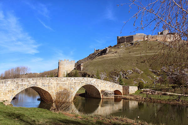 Licitación de la restauración de una parte del castillo de Osma
