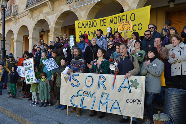 Manifestación por un modelo de desarrollo que respete a la naturaleza