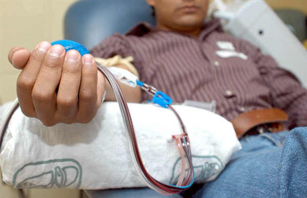 El Centro de Hemoterapia recibe más de 106.000 donaciones en 2015