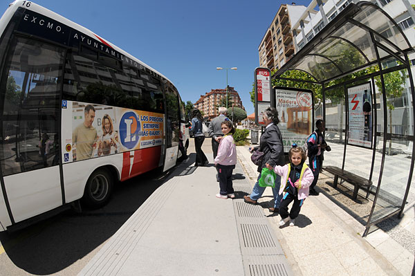 El Ayuntamiento recibe tres ofertas para gestionar el transporte urbano