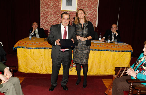Javier Andrés Sanz premio CAI al Mérito Profesional