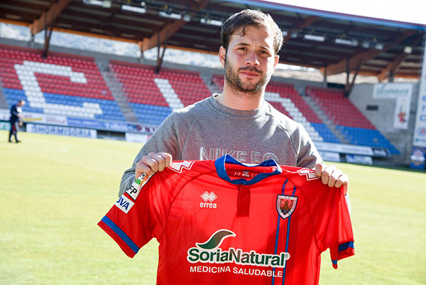 Antonio Martínez, un jugador que llega al Numancia para sumar