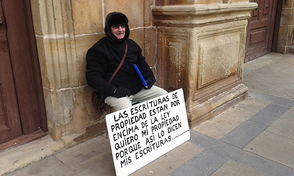 Protesta a las puertas de los juzgados de Soria