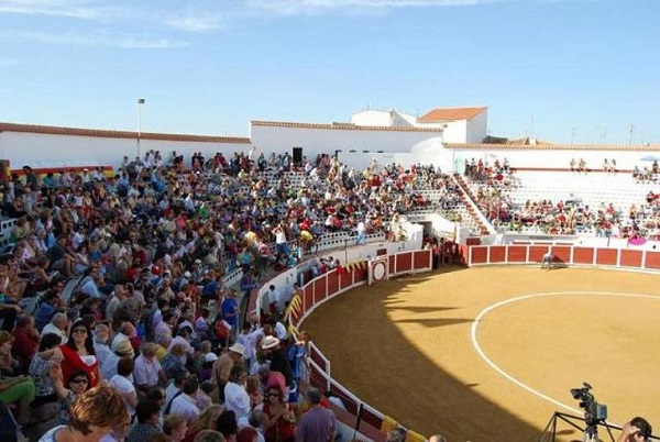 Almazán abrirá el lunes las ocho ofertas recibidas para organizar los festejos taurinos