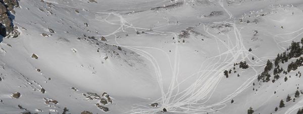 ASDEN denuncia que las motos de nieve rompen la tranquilidad del Urbión nevado