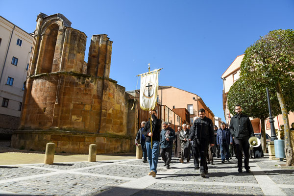 Las cofradías se ganan la indulgencia en el Año Santo de la Misericordia