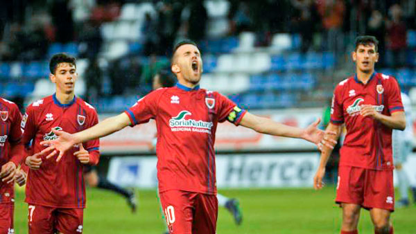 Al Numancia se le escapa la victoria frente a La Llagostera en el descuento