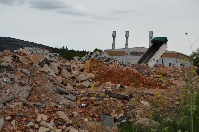 AGERDCYL denuncia vertidos irregulares de escombros en Soria