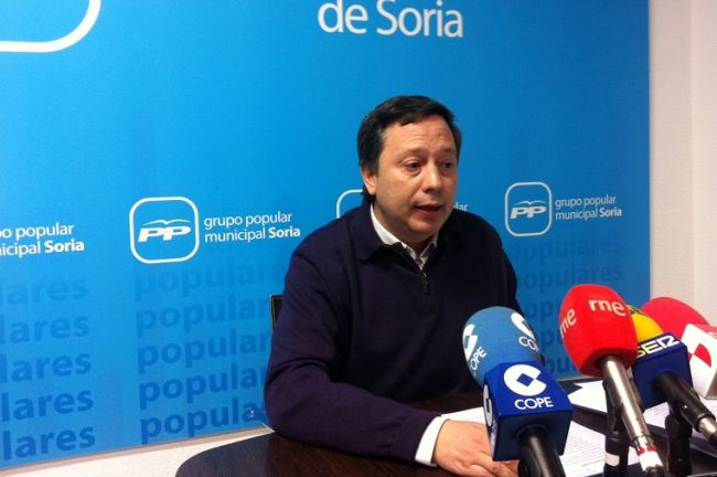 El PP acusa al alcalde de manejar más dinero que nadie y no limitar el gasto corriente