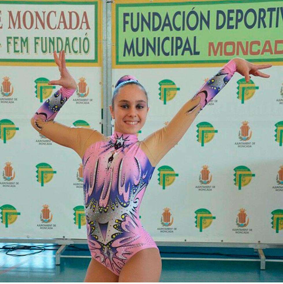 Paula Arellano viaja al Campeonato del Mundo de gimnasia aeróbica