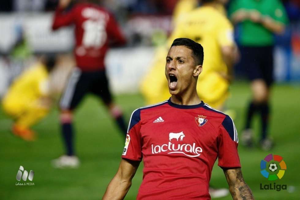 El Osasuna cobra ventaja en la lucha por el ascenso