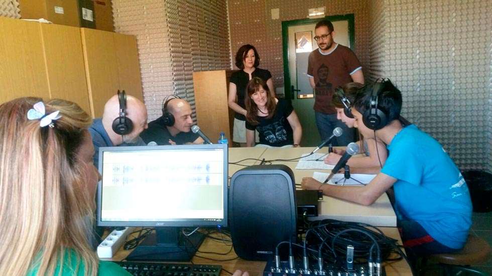El IES Gaya Nuño de Almazán estrena su radio escolar
