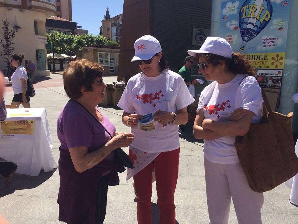 Cruz Roja de Soria acerca sus programas a los ciudadanos