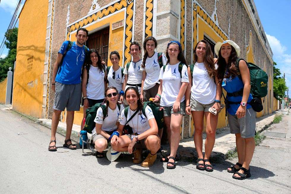 Ocho estudiantes de Castilla y León recorren Yucatán con la Ruta BBVA