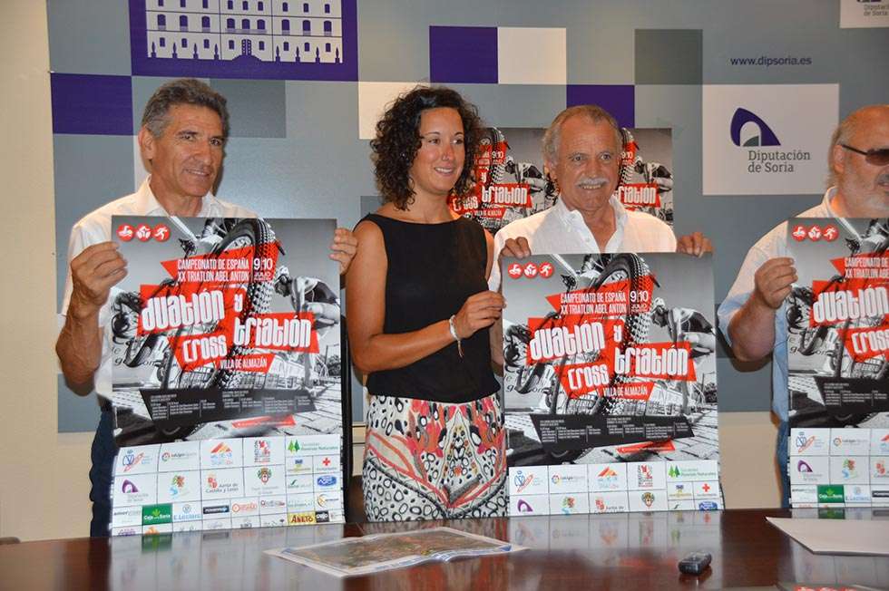 Almazán reúne a 900 deportistas en el Campeonato de España Triatlón Abel Antón