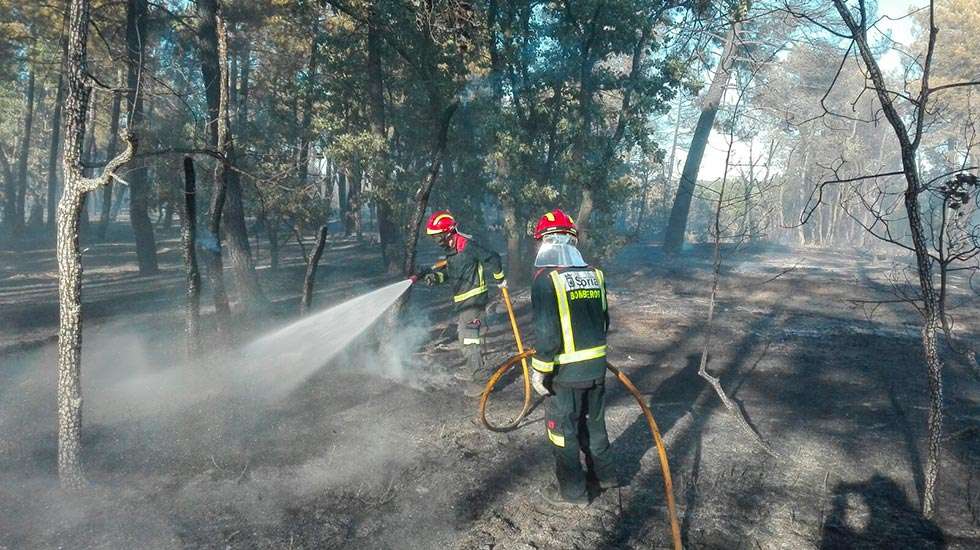 Un incendio en la comarca de Izana lleva la alarma a los vecinos