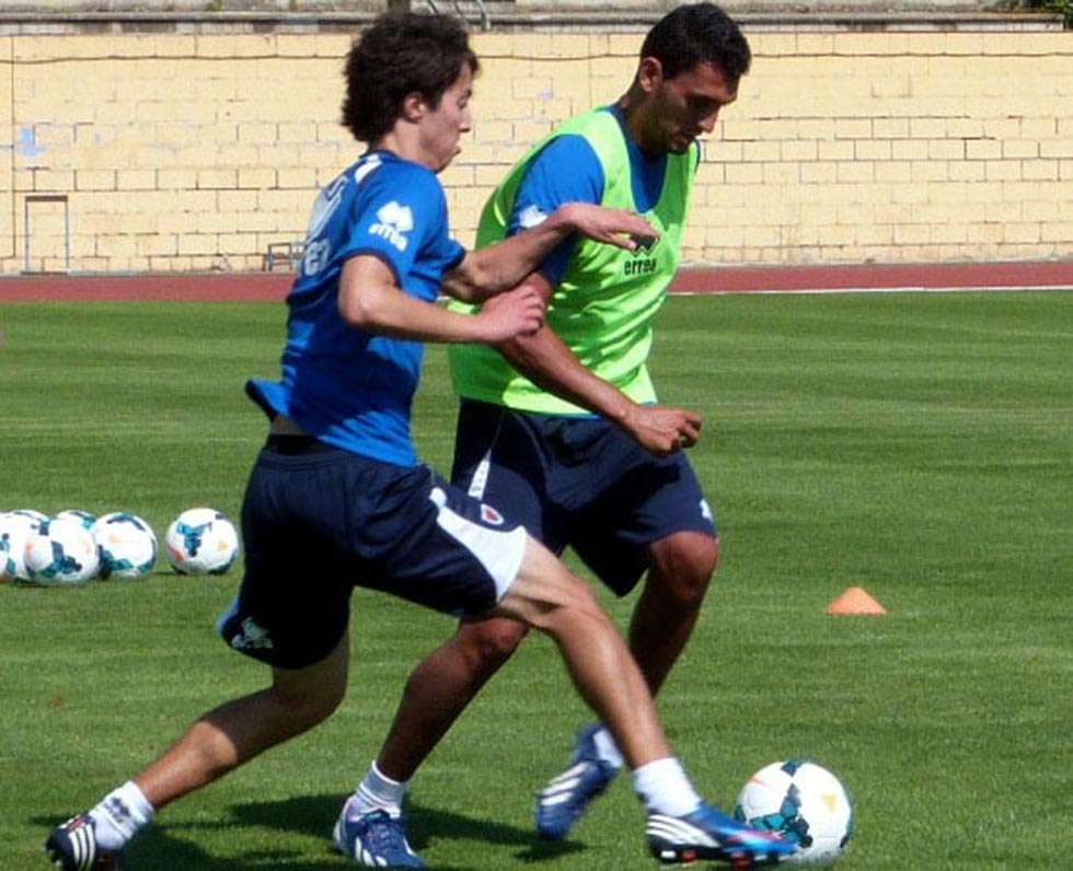 El Numancia cede a Javi Duro a Burgos C.F.