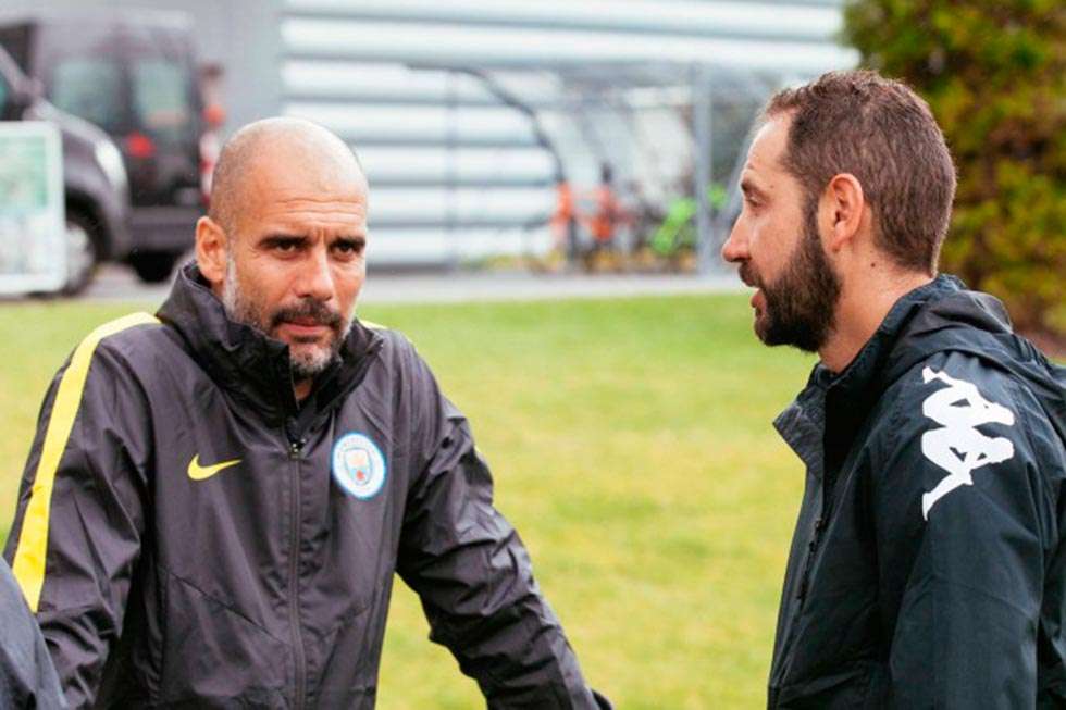 Machín coincide con Pep Guardiola en Manchester