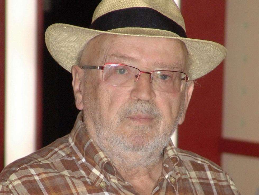 Ólvega recuerda para siempre al escritor Manuel Villar Raso