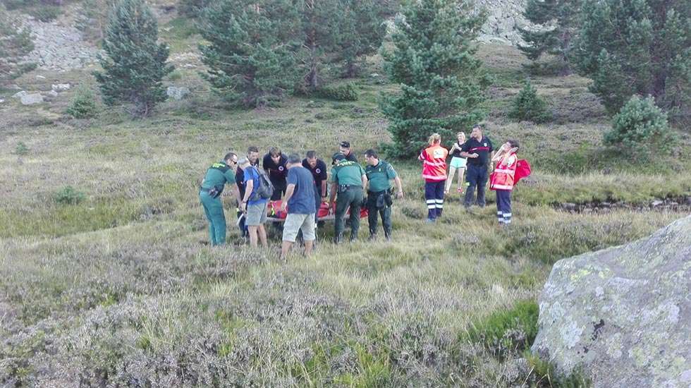 Evacuada una mujer de la Laguna Negra tras romperse la tibia y el perone