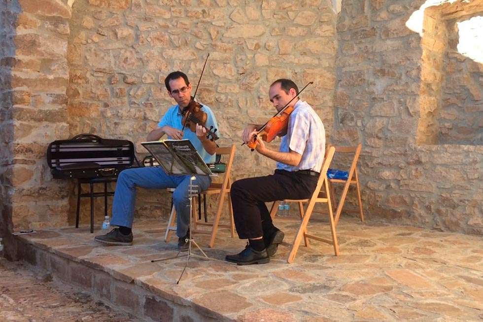 "Voces y violines" para inaugurar un espacio cultural en Carrascosa de la Sierra