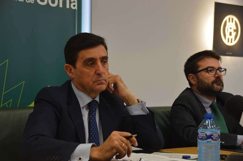 El economista Emilio Ontiveros cierra el Foro Económico de Caja Rural de Soria