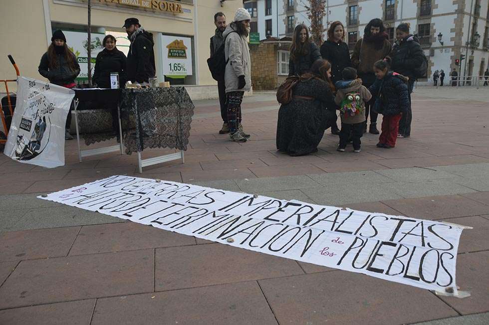 La Red Soriana de Apoyo a Refugiados recoge alimentos y medicinas