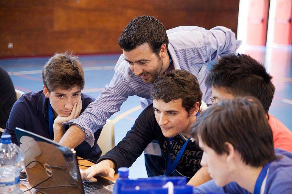 El programa educativo Young Business Talents llega a 40 centros de la Comunidad