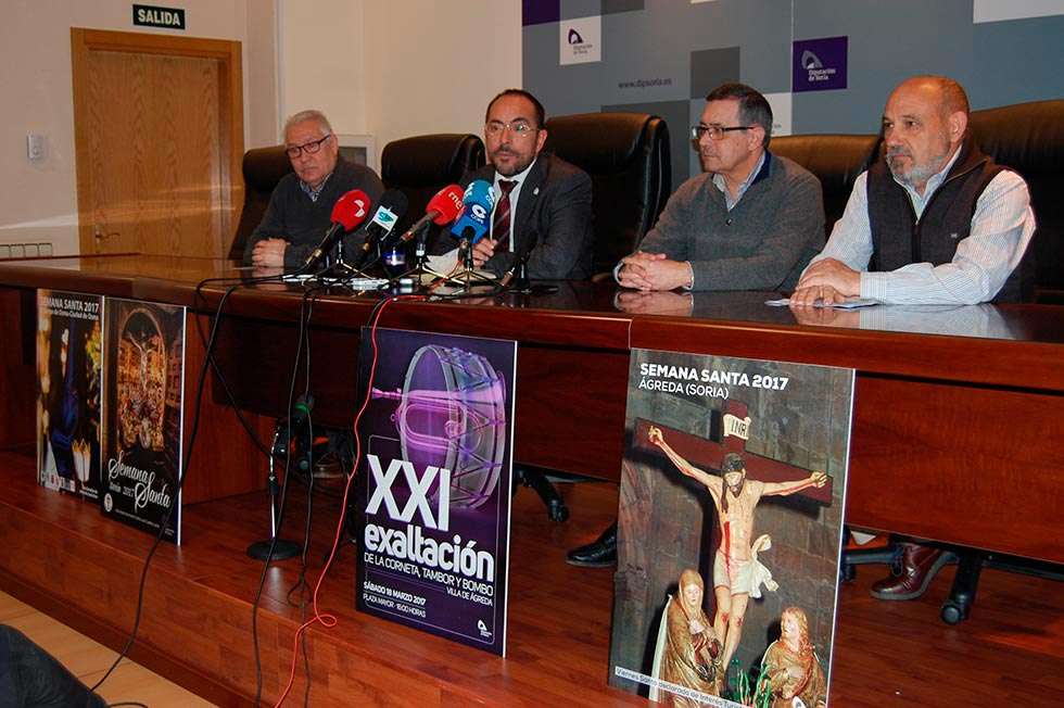 1.800 carteles para anunciar la Semana Santa de Soria, El Burgo de Osma y Ágreda