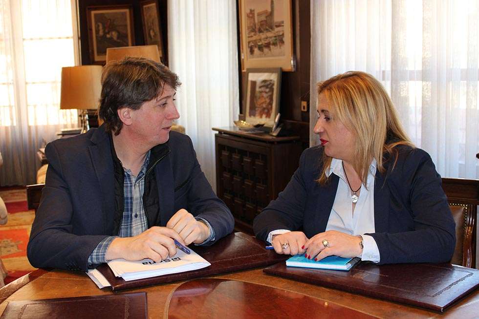 De Gregorio ofrece colaboración al Ayuntamiento y a la Diputación provincial