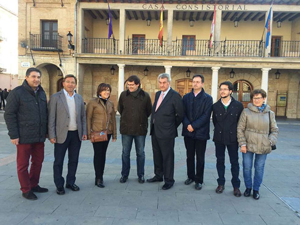 El candidato Fernández Mañueco hace campaña en Soria