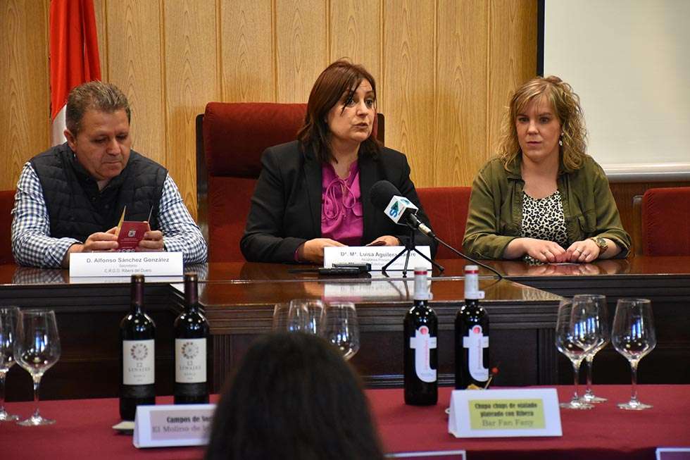 San Esteban de Gormaz marida el cordero ojalado con el ribera del Duero