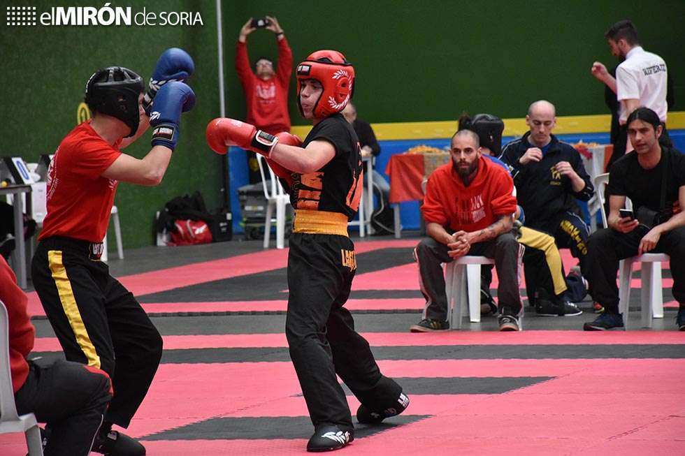 Cuatro oros del club Kickboxing Soria en el regional
