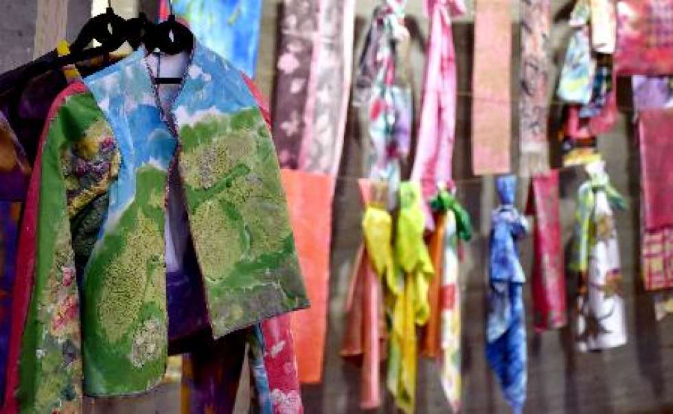 Los alumnos del CEPA Celtiberia exponen una muestra de estampado de materias textiles 