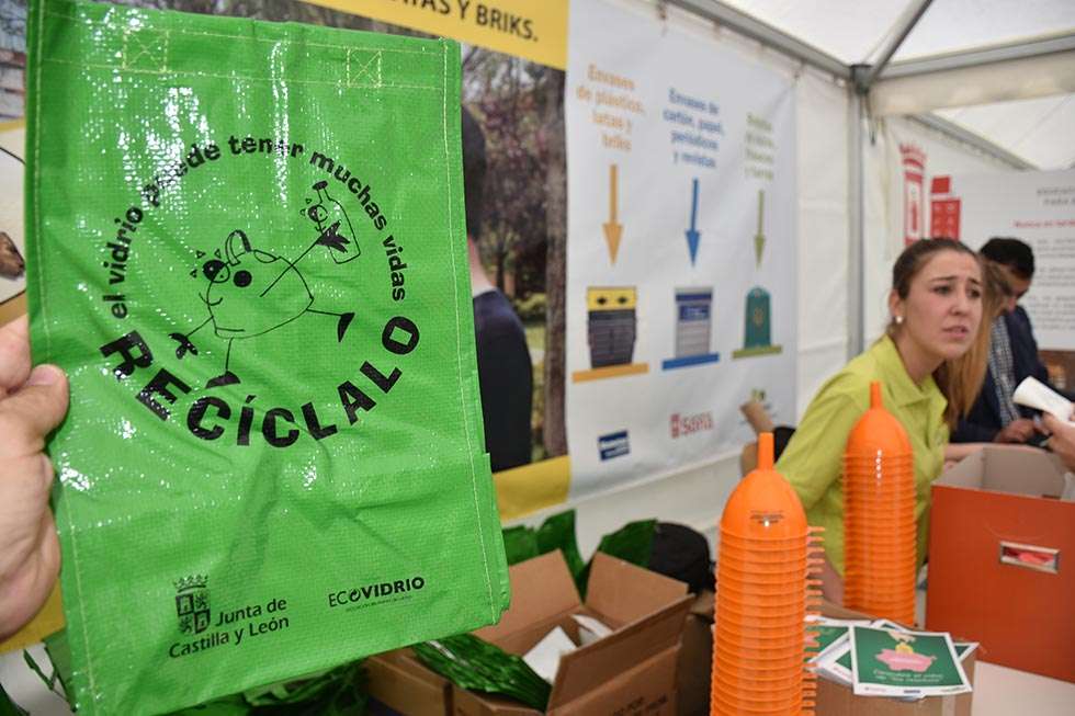 Soria muestra su compromiso en el Día Internacional del Reciclaje