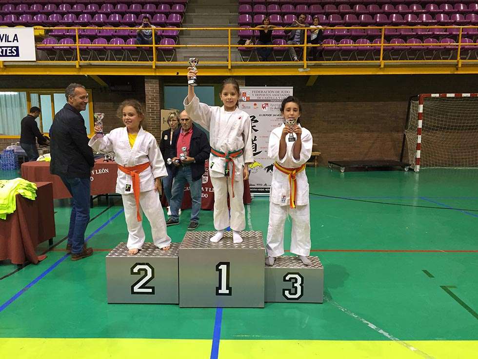 El Club Judo San José sigue abonado al podium