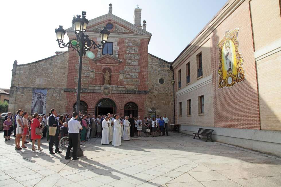 La iglesia del Carmen pasa a ser sede de la parroquia de la Villa episcopal