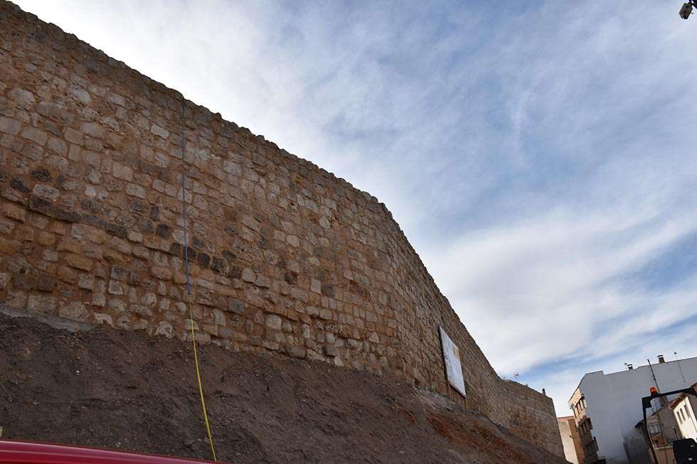 "El sitio de la muralla", propuesta para la nueva plaza de Almazán