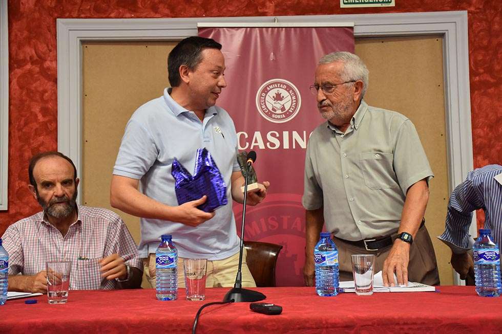 Andrés García Motos recoge el premio de la quinta edición de "Un Soneto para Soria"