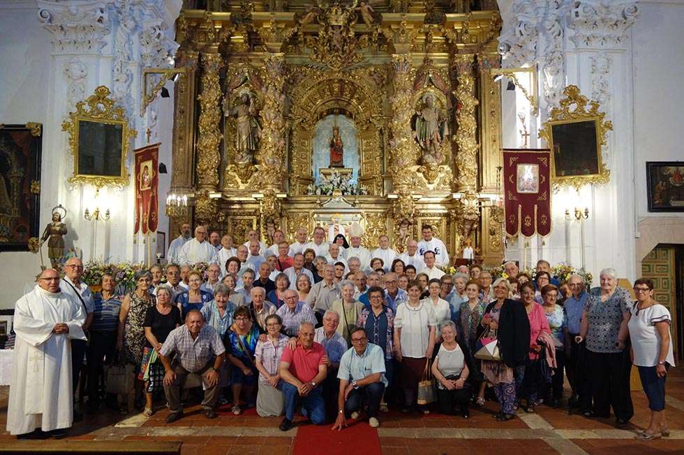 Un centenar de personas participan en el Día del Misionero soriano