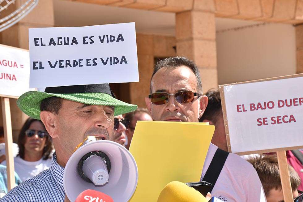 Los regantes de Almazán piden una reunión de toda la cuenca baja del Duero en la CHD