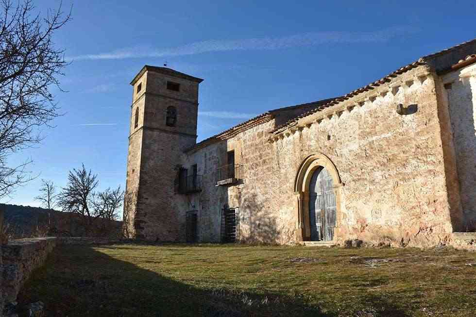 Fuentetoba honra a la Virgen de Valvanera Fuentetoba honra a la Virgen de Valvanera