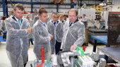 Herrera apuesta por la industria para "huir de burbujas" y cimentar el futuro Herrera apuesta por la industria para "huir de burbujas" y cimentar el futuro