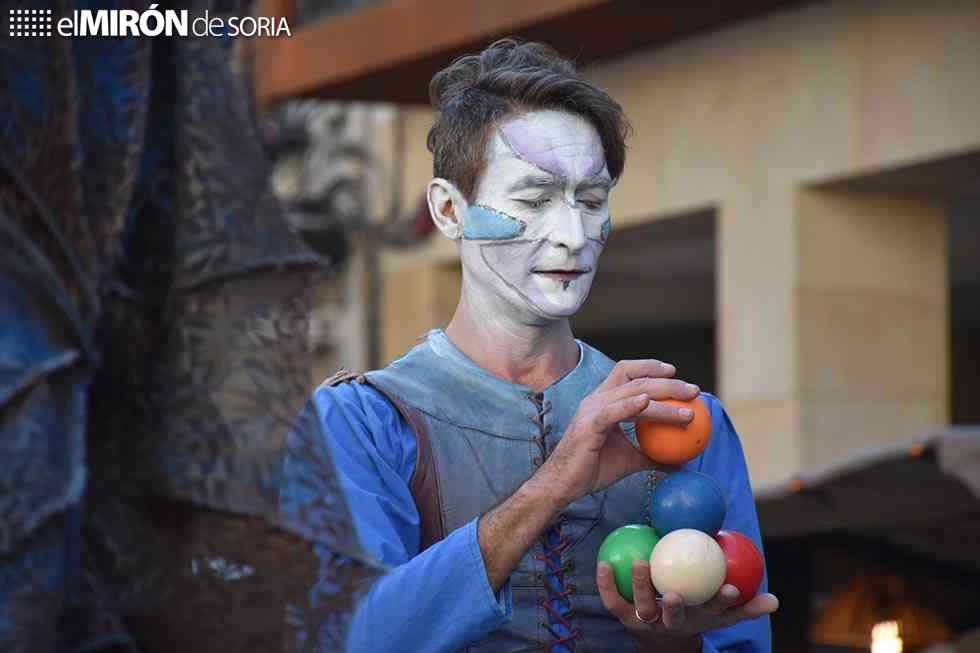 Mercado medieval, subida al castillo, magía, circo y mucho más