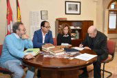 José Sotillos dona documentación sobre la Caja de Ahorros José Sotillos dona documentación sobre la Caja de Ahorros