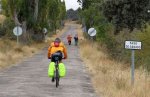 Diez guías digitales para cicloturistas de carretera por el Camino del Cid