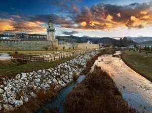 Fin del plazo para la presentación de los premios literarios y de foto de El Burgo