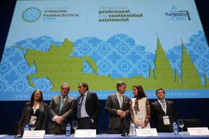La farmacia busca vías para reforzar la colaboración entre profesionales sanitarios La farmacia busca vías para reforzar la colaboración entre profesionales sanitarios
